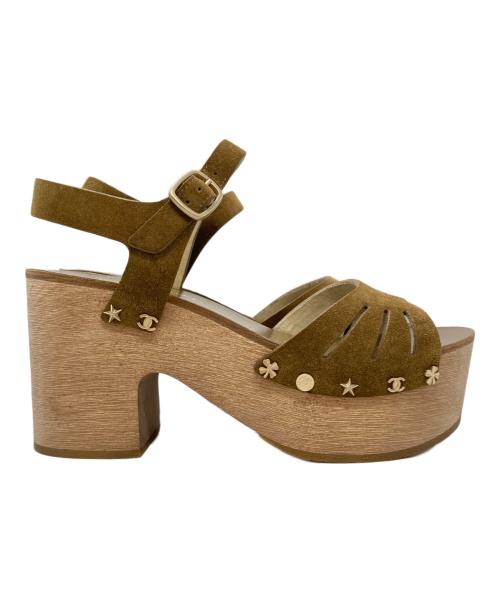 CHANEL（シャネル）CHANEL (シャネル) スタッズウェッジソールサンダル/Studded Wedge-Sole Sandals ブラウン サイズ:38の古着・服飾アイテム