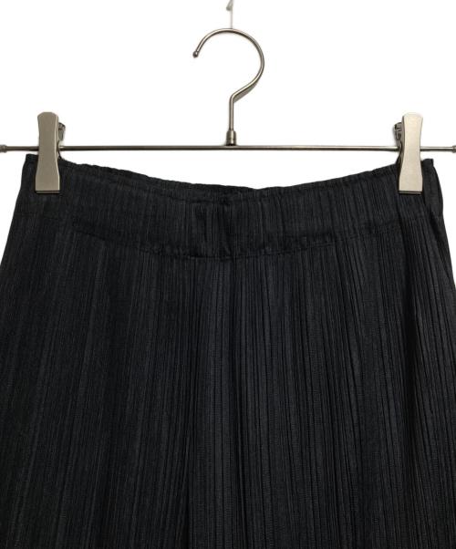 PLEATS PLEASE（プリーツプリーズ）PLEATS PLEASE (プリーツプリーズ) プリーツワイドパンツ/Pleated wide-leg pants ブラック サイズ:3の古着・服飾アイテム