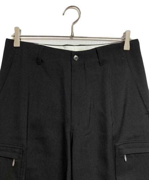 MATSUFUJI（マツフジ）MATSUFUJI (マツフジ) Water-repellent Wool Wide Cargo Trousers/撥水ウール ワイドカーゴパンツ ブラック サイズ:3の古着・服飾アイテム