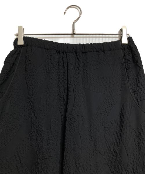 KOZABURO（コウザブロウ）KOZABURO (コウザブロウ) EMBOSSING KOZY PANTS/エンボス加工コージーパンツ ブラック サイズ:2の古着・服飾アイテム