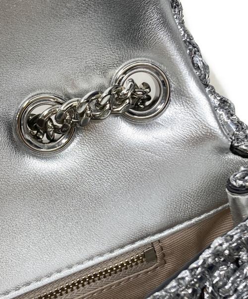 TORY BURCH（トリーバーチ）TORY BURCH (トリーバーチ) Kira Woven Mini Flap/キラ織りミニフラップ シルバー サイズ:不明の古着・服飾アイテム