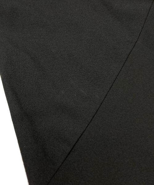 WHITE MOUNTAINEERING（ホワイトマウンテ二アニング）WHITE MOUNTAINEERING THE TOKYO (ザトーキョー) 別注 STRETCHED HYBRID TAPERED WIDE PANTS/ストレッチハイブリッドテーパードワイドパンツ ブラック サイズ:1の古着・服飾アイテム