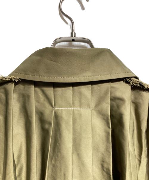 MM6 Maison Margiela（エムエムシックスメゾンマルジェラ）MM6 Maison Margiela (エムエムシックスメゾンマルジェラ) プリーツトレンチコート/Pleated trench coat カーキ サイズ:38の古着・服飾アイテム