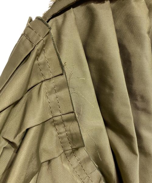 MM6 Maison Margiela（エムエムシックスメゾンマルジェラ）MM6 Maison Margiela (エムエムシックスメゾンマルジェラ) プリーツトレンチコート/Pleated trench coat カーキ サイズ:38の古着・服飾アイテム