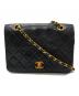 CHANEL（シャネル）の古着「ラムスキン フルプラップ ターンロック ダブルチェーンショルダーバッグ」｜ブラック