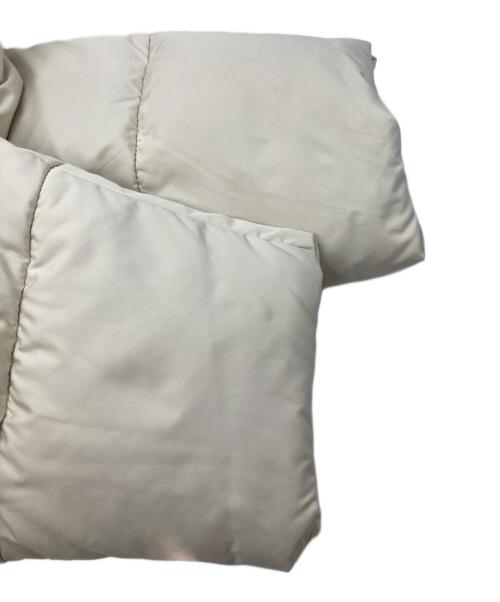 Acne studios（アクネ ストゥディオズ）Acne studios (アクネ ストゥディオズ) Puffer Jacket/パファージャケット ミルクホワイト サイズ:36の古着・服飾アイテム