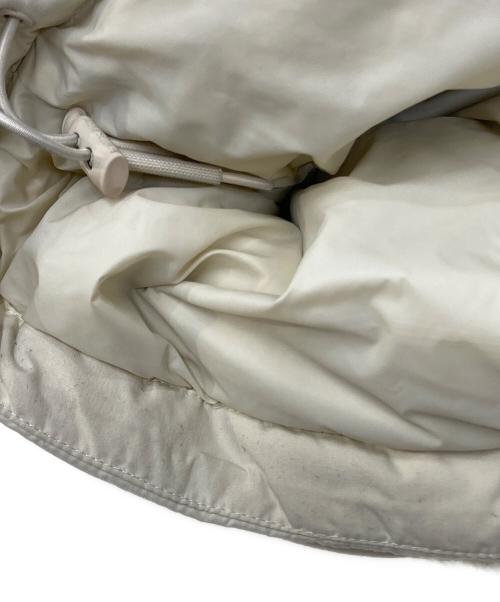 Acne studios（アクネ ストゥディオズ）Acne studios (アクネ ストゥディオズ) Puffer Jacket/パファージャケット ミルクホワイト サイズ:36の古着・服飾アイテム