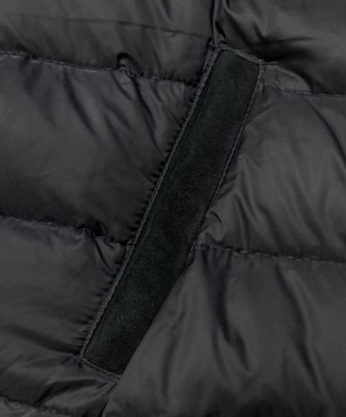 EMMETI（エンメティ）EMMETI (エンメティ) ムートン切替ダウンコート/Down coat with mouton panels ブラック サイズ:48の古着・服飾アイテム
