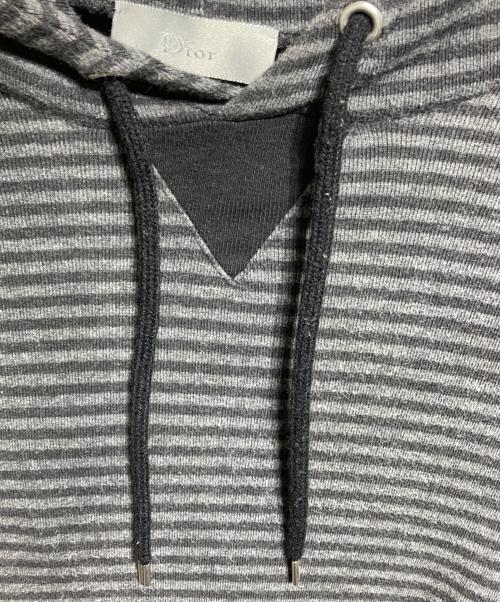 DIOR HOMME（ディオール オム）DIOR HOMME (ディオール オム) BEE刺繍プルオーバーパーカー/Bee embroidered pullover hoodie グレー サイズ:FREEの古着・服飾アイテム