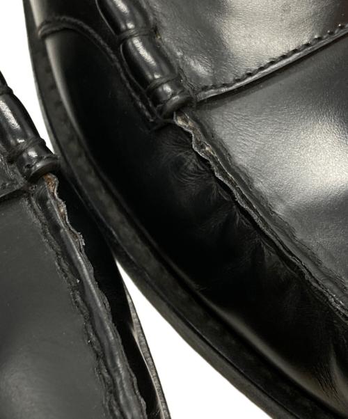 PRADA（プラダ）PRADA (プラダ) ロゴペニーレザーローファー/Logo-embellished leather penny loafers ブラック サイズ:9の古着・服飾アイテム
