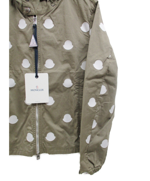 MONCLER（モンクレール）MONCLER (モンクレール) JEHAN HOODED JACKET ベージュの古着・服飾アイテム