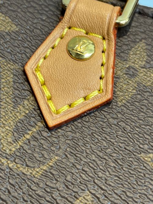 LOUIS VUITTON（ルイ ヴィトン）LOUIS VUITTON (ルイ ヴィトン) プティット・サックプラ ブラウンの古着・服飾アイテム