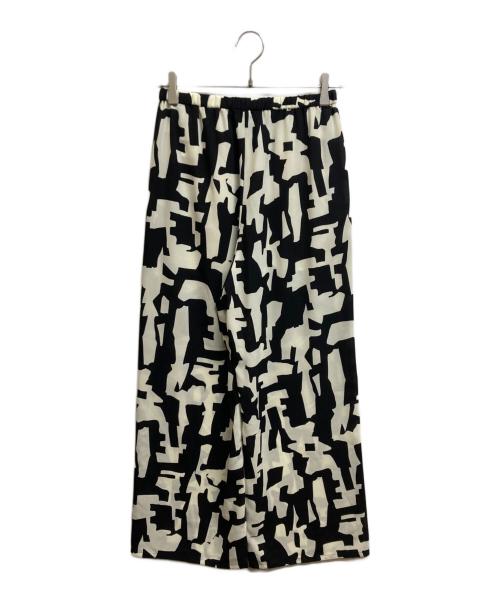 green label relaxing（グリーンレーベルリラクシング）green label relaxing (グリーンレーベルリラクシング) アート キカ プリント パンツ ホワイト×ブラック サイズ:Freeの古着・服飾アイテム