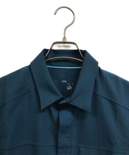 ARC'TERYX（アークテリクス）ARC'TERYX (アークテリクス) 半袖シャツ ブルー サイズ:XS/TPの古着・服飾アイテム