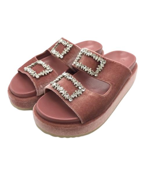 TSURU by MARIKO OIKAWA（ツルバイマリコオイカワ）TSURU by MARIKO OIKAWA (ツルバイマリコオイカワ) ビジューベロアサンダル ピンク サイズ:38の古着・服飾アイテム