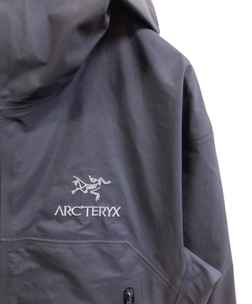 ARC'TERYX（アークテリクス）ARC'TERYX (アークテリクス) BETA JACKET ネイビー サイズ:Mの古着・服飾アイテム