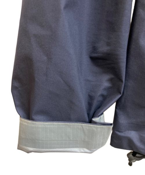 ARC'TERYX（アークテリクス）ARC'TERYX (アークテリクス) BETA JACKET ネイビー サイズ:Mの古着・服飾アイテム