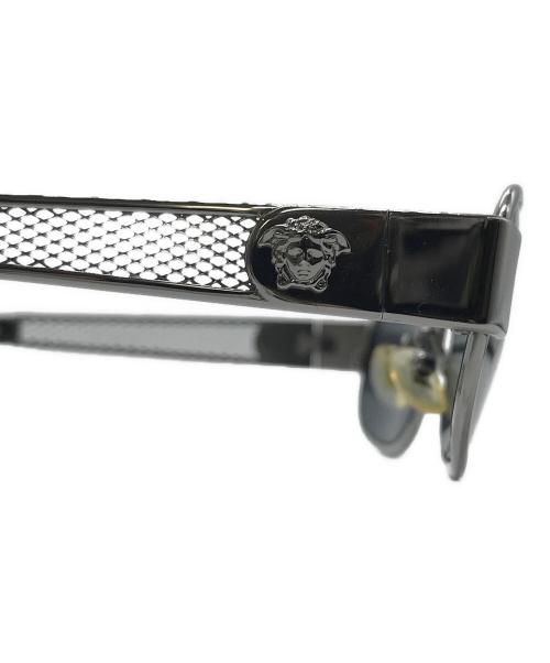 VERSACE（ヴェルサーチェ）VERSACE (ヴェルサーチ) サングラス ブラックの古着・服飾アイテム