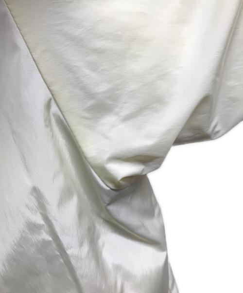 WETTEMPT（ウィテンプト）WETTEMPT (ウィテンプト) REVERSIBLE BICOLOR PADDING BLOUSON グリーン×アイボリー サイズ:Mの古着・服飾アイテム