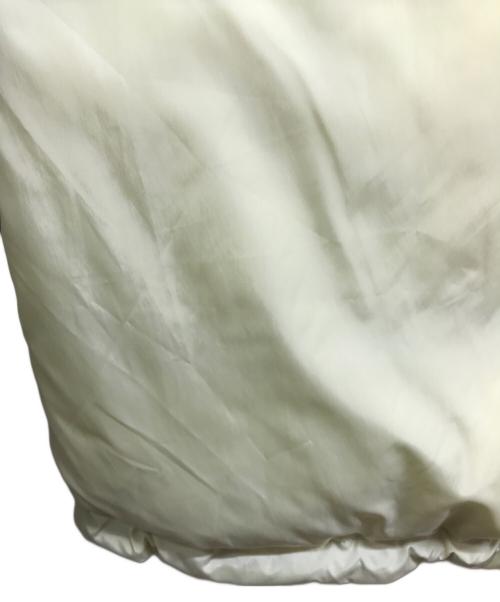 WETTEMPT（ウィテンプト）WETTEMPT (ウィテンプト) REVERSIBLE BICOLOR PADDING BLOUSON グリーン×アイボリー サイズ:Mの古着・服飾アイテム