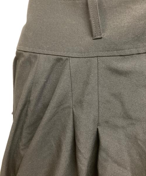 JUNYA WATANABE COMME des GARCONS（ジュンヤワタナベ コムデギャルソン）JUNYA WATANABE COMME des GARCONS ((ジュンヤワタナベ コムデギャルソン) ベルテッドラップハーフパンツ ブラック サイズ:Sの古着・服飾アイテム