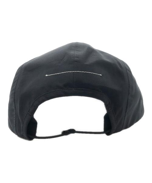 SALOMON（サロモン）SALOMON (サロモン) MM6 Maison Margiela (エムエムシックス メゾンマルジェラ) ベースボールキャップ ブラック 未使用品の古着・服飾アイテム