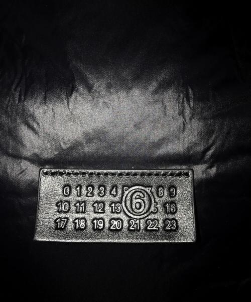 MM6 Maison Margiela（エムエムシックスメゾンマルジェラ）MM6 Maison Margiela (エムエムシックス メゾンマルジェラ) クランチドナイロン ウィークエンドバッグ ブラックの古着・服飾アイテム