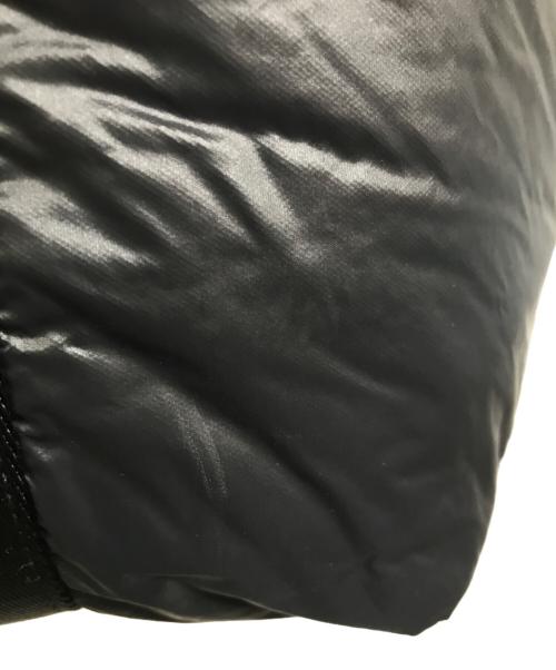 MM6 Maison Margiela（エムエムシックスメゾンマルジェラ）MM6 Maison Margiela (エムエムシックス メゾンマルジェラ) クランチドナイロン ウィークエンドバッグ ブラックの古着・服飾アイテム