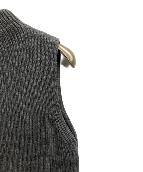 ANDERSEN-ANDERSEN（アンデルセン アンデルセン）Andersen-Andersen (アンデルセン アンデルセン) 5ゲージ クルーネック ウールニットベスト グレー サイズ:Sの古着・服飾アイテム