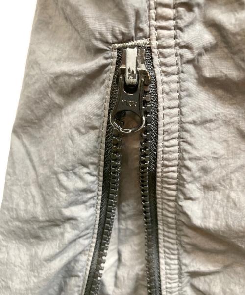 C.P COMPANY（シーピーカンパニー）C.P COMPANY (シーピーカンパニー) ナイロンジップパンツ グレー サイズ:48の古着・服飾アイテム