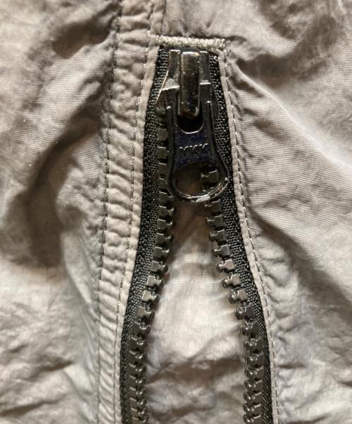 C.P COMPANY（シーピーカンパニー）C.P COMPANY (シーピーカンパニー) ナイロンジップパンツ グレー サイズ:48の古着・服飾アイテム