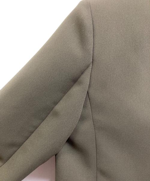 BEIGE（ベイジ）BEIGE (ベイジ) 金釦ダブルジャケット オリーブ サイズ:2の古着・服飾アイテム