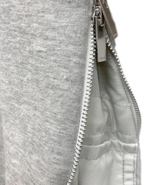 sacai（サカイ）sacai (サカイ) Sponge Sweat × MA-1 Zip Up Hoodie グレー サイズ:2の古着・服飾アイテム