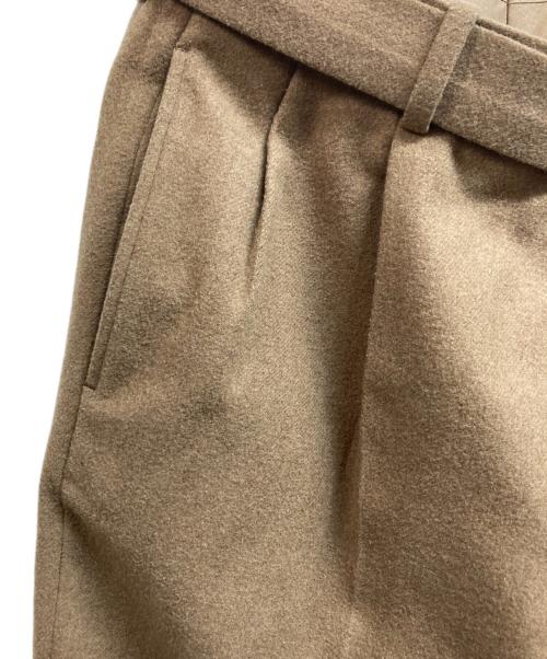 AURALEE（オーラリー）AURALEE (オーラリー) WOOL CASHMERE FLANNEL SLACKS ブラウン サイズ:3の古着・服飾アイテム