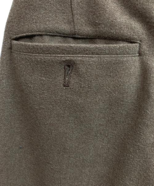 AURALEE（オーラリー）AURALEE (オーラリー) WOOL CASHMERE FLANNEL SLACKS ブラウン サイズ:3の古着・服飾アイテム