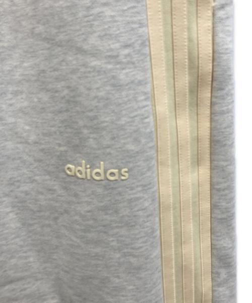 adidas（アディダス）adidas (アディダス) Fear Of God (フィア・オブ・ゴッド) サイドラインスウェットパンツ グレー サイズ:J　Mの古着・服飾アイテム