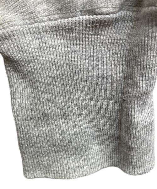 Champion REVERSE WEAVE（チャンピオン リバース ウィーブ）Champion REVERSE WEAVE (チャンピオン リバース ウィーブ) ヴィンテージカレッジロゴスウェット グレー サイズ:Mediumの古着・服飾アイテム