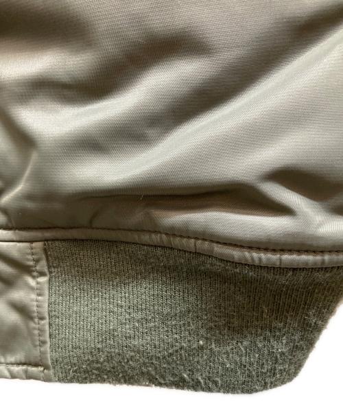 AVIREX（アヴィレックス）AVIREX (アヴィレックス) MA-1 TOP GUN CUSTOM フライトジャケット カーキ サイズ:Lの古着・服飾アイテム