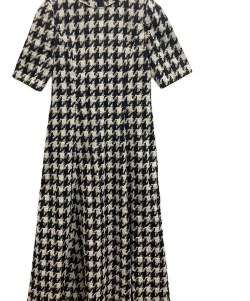 ANAYI（アナイ）ANAYI (アナイ) ストレッチジャガードフレア ワンピース ホワイト サイズ:38の古着・服飾アイテム