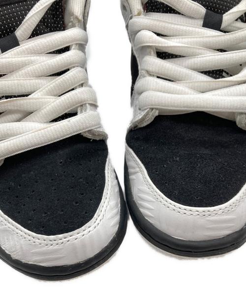 NIKE SB（ナイキエスビー）NIKE SB (ナイキエスビー) TIGHTBOOTH PRODUCTION (タイトブースプロダクション) Dunk Low Pro QS ホワイト×ブラック サイズ:US4の古着・服飾アイテム