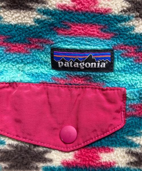 Patagonia（パタゴニア）Patagonia (パタゴニア) Lightweight Synchilla SnapT グリーン×ピンク サイズ:Mの古着・服飾アイテム