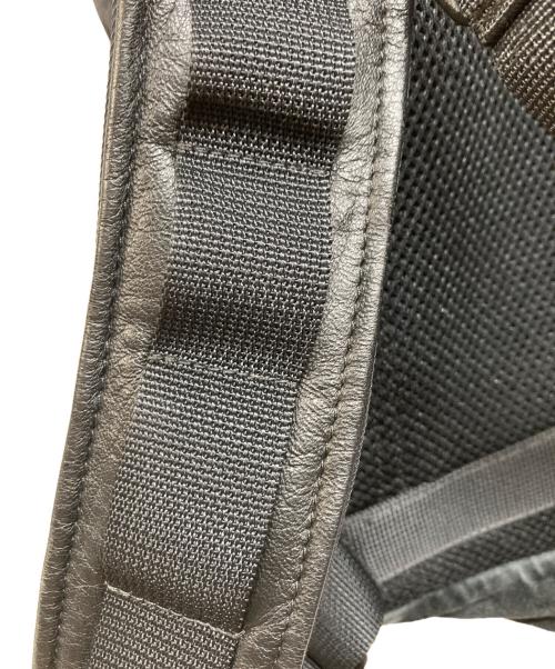 STONE ISLAND（ストーンアイランド）STONE ISLAND (ストーンアイランド) STRONG NYLON TWILL BACKPACK ブラックの古着・服飾アイテム