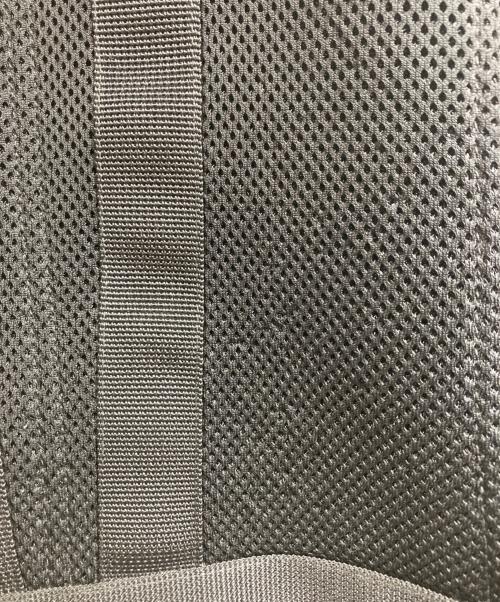 STONE ISLAND（ストーンアイランド）STONE ISLAND (ストーンアイランド) STRONG NYLON TWILL BACKPACK ブラックの古着・服飾アイテム