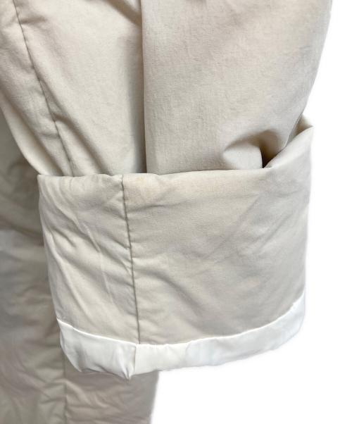23区（ニジュウサンク）23区 (ニジュウサンク) マットタフタダウンチェスターコート アイボリー サイズ:40の古着・服飾アイテム