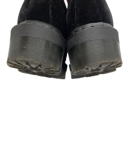 Dr.Martens（ドクターマーチン）Dr.Martens (ドクターマーチン) HOLLY 厚底2ホールベロアシューズ ブラック サイズ:UK4の古着・服飾アイテム