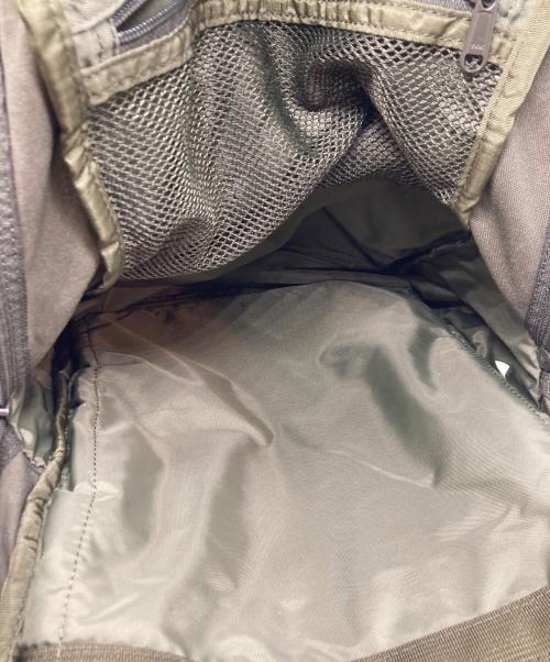 BRIEFING（ブリーフィング）BRIEFING (ブリーフィング) AT-COMPACT PACK カーキの古着・服飾アイテム