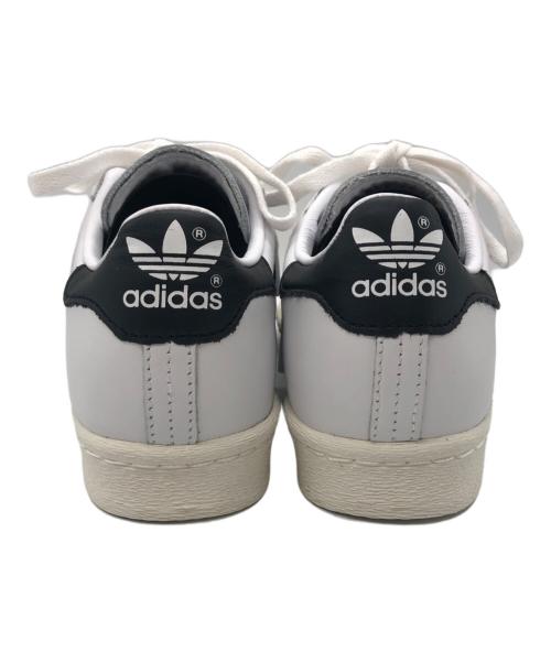 adidas（アディダス）adidas (アディダス) SUPERSTAR 82 ホワイト サイズ:24の古着・服飾アイテム