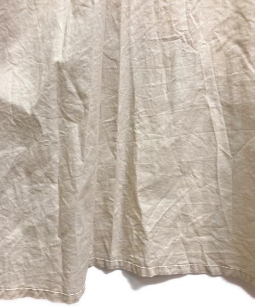 mizuiro-ind（ミズイロインド）mizuiro-ind (ミズイロインド) コットンスタンドカラーフレアロングワンピース ベージュ サイズ:FREEの古着・服飾アイテム