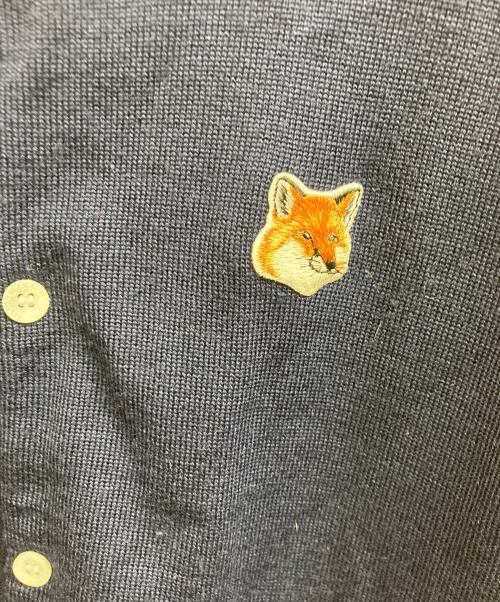 maison kitsune（メゾンキツネ）maison kitsune (メゾンキツネ) 丸首カーディガン ネイビー サイズ:Sの古着・服飾アイテム