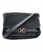 Salvatore Ferragamoサルヴァトーレ フェラガモ）の古着「ダブルガンチーニショルダーバッグ」｜ブラック